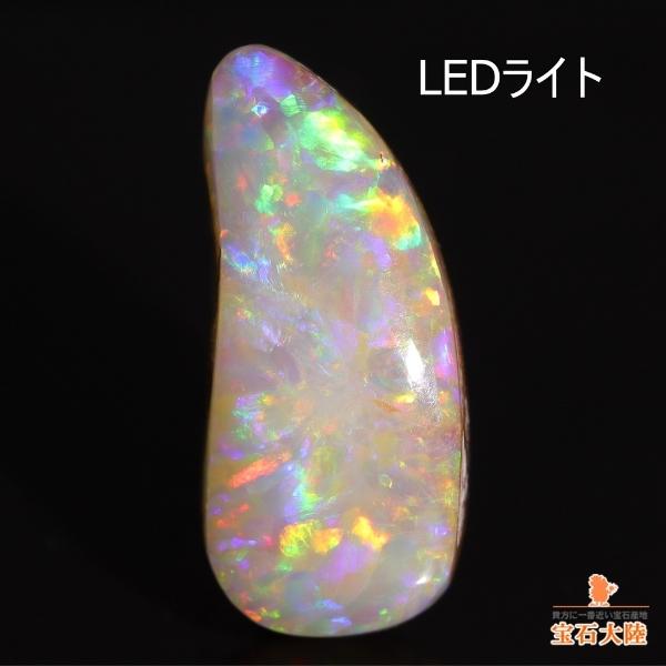 遊色効果抜群!!［天然ボルダーオパール4.145ct］a 11.5×11.6mm
