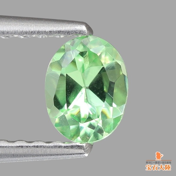 天然ミントガーネット 0.38ct 【メレラニ・UVタイプ】 オーバル