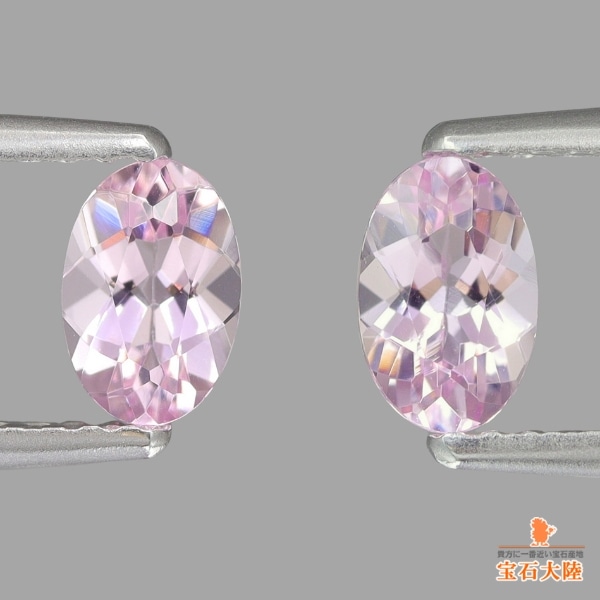 天然モルガナイト 0.76ct/2P 【清楚な桜ピンク】 ペア　マダガスカル