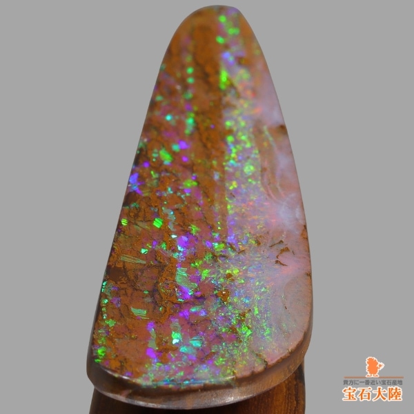 大ぶりなボルダーオパール♪