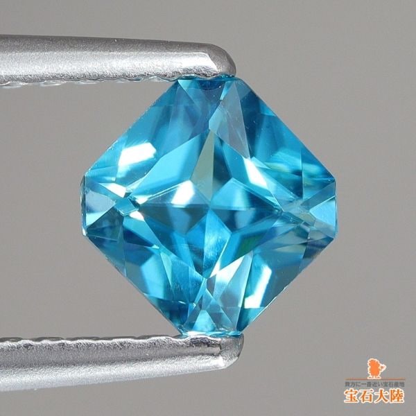 天然ジルコン 0.95ct 【煌めくブルー】 カンボジア