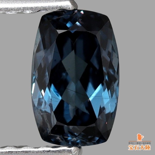 落ち着いたグレイッシュブルー♪