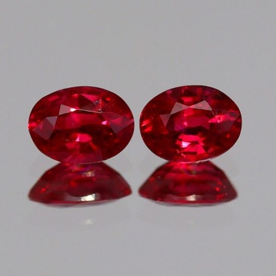 天然ルビー　非加熱 天然ルビー 0.28ct/2P 【Pigeon Blood・非加熱】ペア ミャンマー GIA