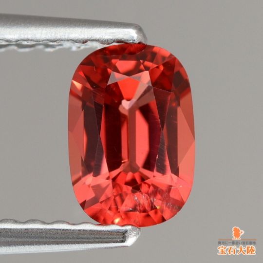 天然スピネル 0.57ct 【オレンジレッド】 ミャンマー 天然スピネル 0.57ct 【オレンジレッド】 ミャンマー