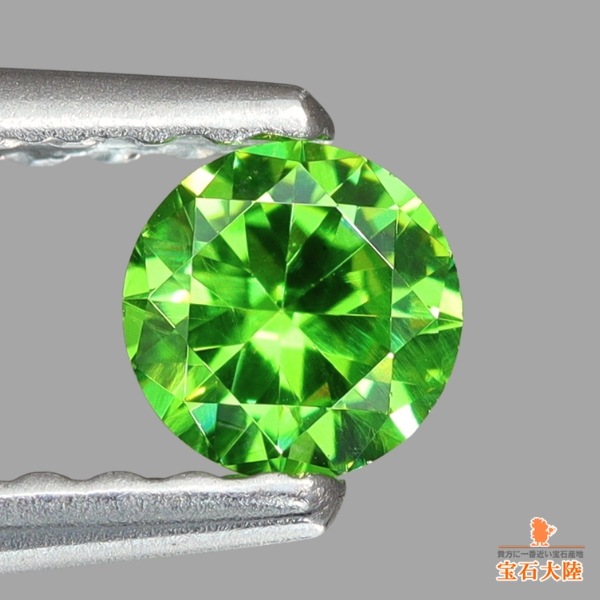 天然デマントイドガーネット 0.24ct 【煌めくグリーン】 ロシア 天然デマントイドガーネット 0.24ct 【煌めくグリーン】 ロシア