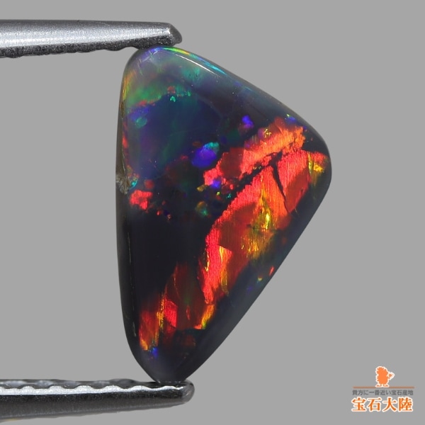 天然ブラックオパール 0.90ct【レッドマルチ美遊色】ライトニングリッジ