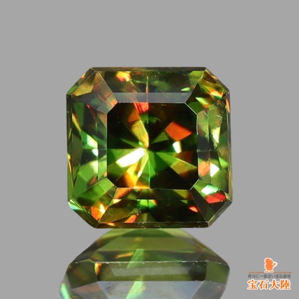 天然スフェーン 0.41ct 【煌めくグリーン】 パキスタン