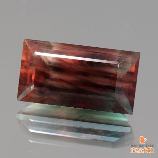 天然オレゴンサンストーン 1.36ct 【ラブラドライト】 グリーン