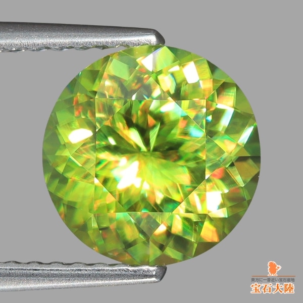 天然スフェーン 2.33ct 【極輝・イエロニッシュグリーン】8.5mm