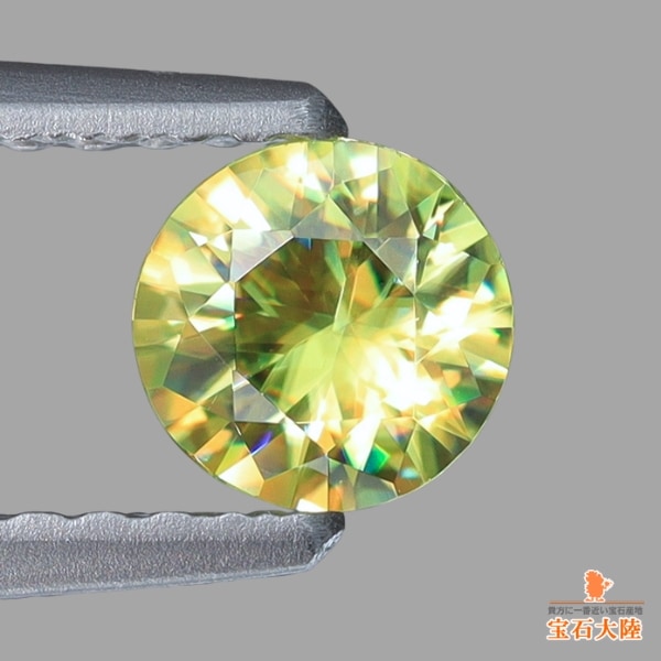 天然スフェーン 0.42ct【グリニッシュイエロー】マダガスカル