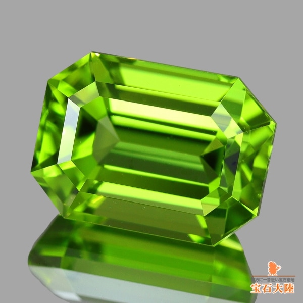 天然ペリドット 2.39ct 【輝くオリーブグリーン】パキスタン