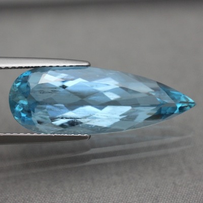 7.16ct【非加熱・サンタマリアブルー】天然アクアマリン