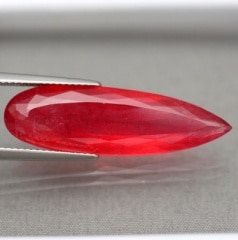 13.31ct天然ロードナイト【美品レッド】　鑑別書付