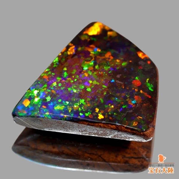 天然ボルダーオパール 2.95ct【花火のような煌めき】オーストラリア