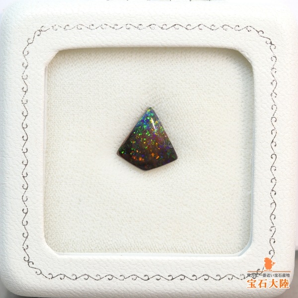 天然ボルダーオパール 2.95ct【花火のような煌めき】オーストラリア