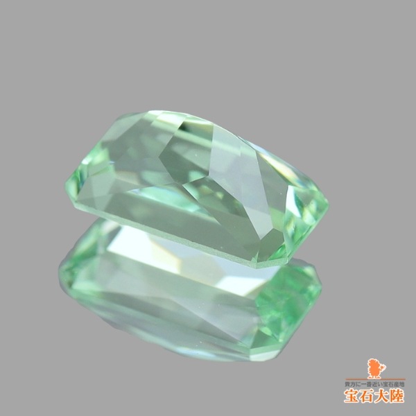 天然石　ミントガーネット 天然ミントガーネット 2.00ct 【極上の煌めき】 UV蛍光 タンザニア