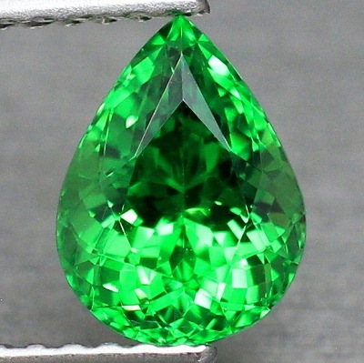 1.42ct天然ツァボライトガーネット【Neon Gree】タンザニア