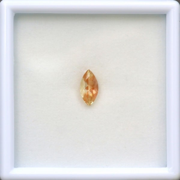 天然オレゴンサンストーン 0.90ct 【ラブラドライト】 マーキス◇コレマ品