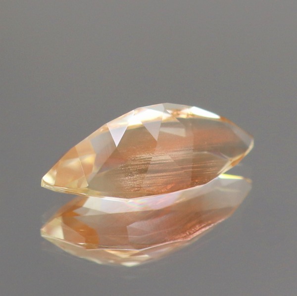 天然オレゴンサンストーン 0.90ct 【ラブラドライト】 マーキス◇コレマ品