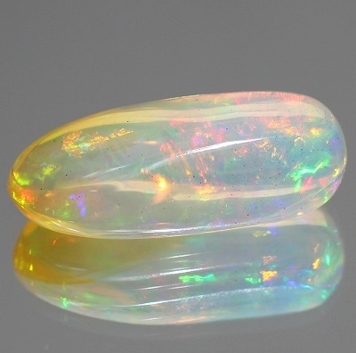 天然エチオピアオパール 8.30ct 【ファンシー】 中宝研ソ付