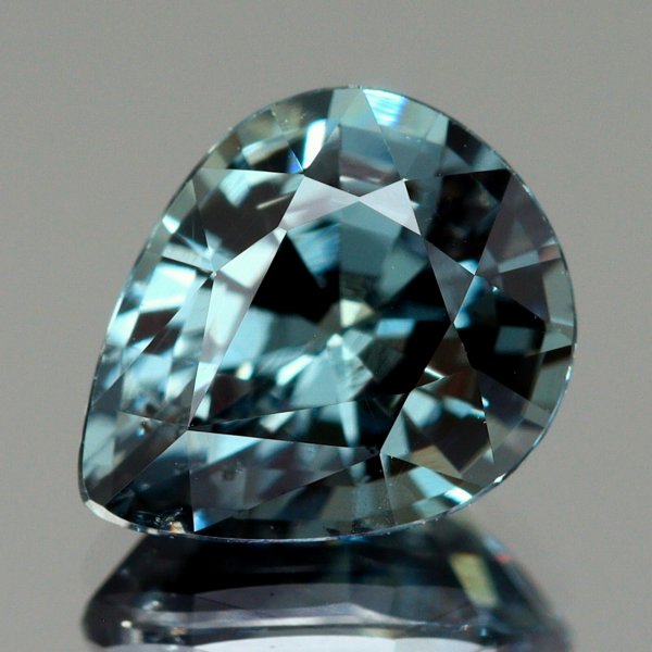 天然カラーチェンジガーネット 0.76ct 【アレキタイプ】 タンザニア