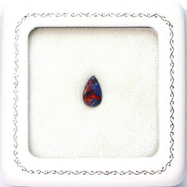 天然ブラックオパール 0.70ct　【レッドマルチ遊色】