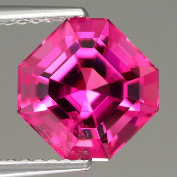 天然トルマリン 2.42ct 【美発色ルベライト】アッシャーカット 日独ミニ鑑別付