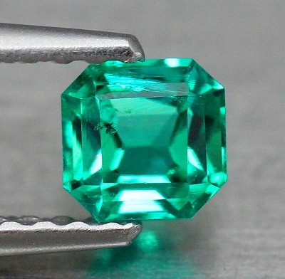 0.36ct天然エメラルド【美発色】コロンビア