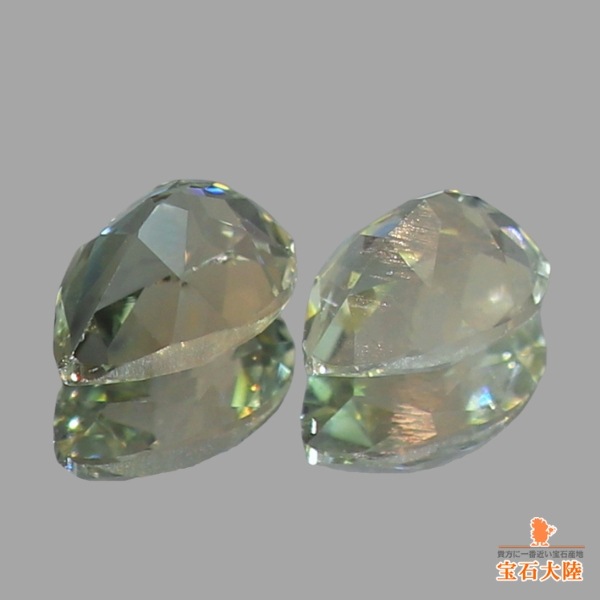 天然オレゴンサンストーン 0.81ct/2P 【ラブラドライト】 ペア グリーン