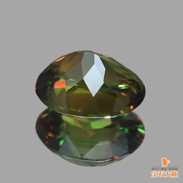 天然スフェーン 0.53ct 【グリーン】パキスタン
