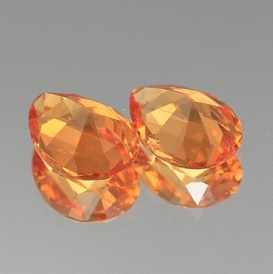 2.26ct/2P【マンダリン】天然スペサルティンガーネット　ペア