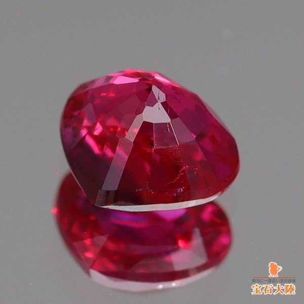 天然ルビー 0.31ct 【Pigeon's Blood・非加熱】ハート ミャンマー GIA産地鑑別 