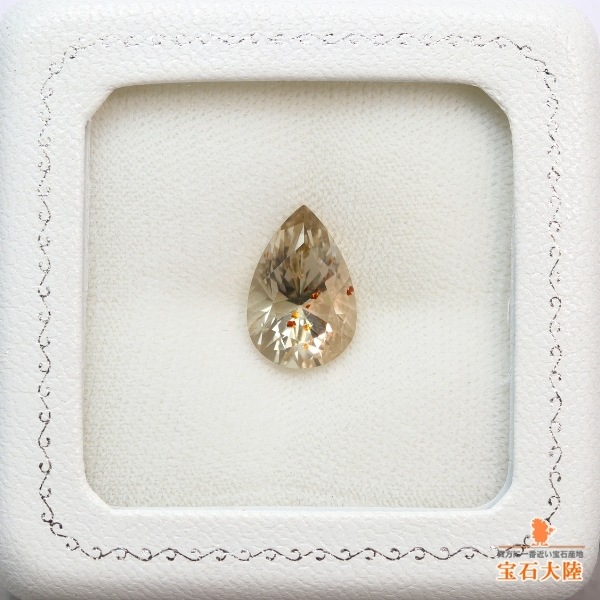 天然ガーネットインクォーツ 5.71ct 【個性的】ペアシェイプ