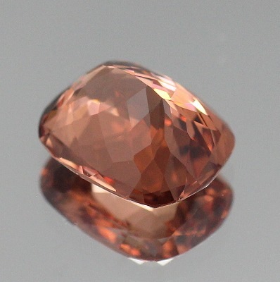 天然マラヤガーネット 2.28ct 【オレンジ】 マダガスカル