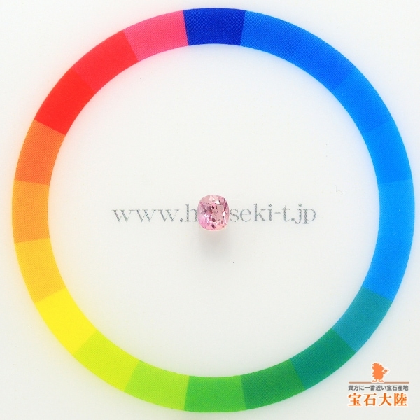 天然ピンクサファイア 0.38ct 【非加熱】ミャンマー・モゴック
