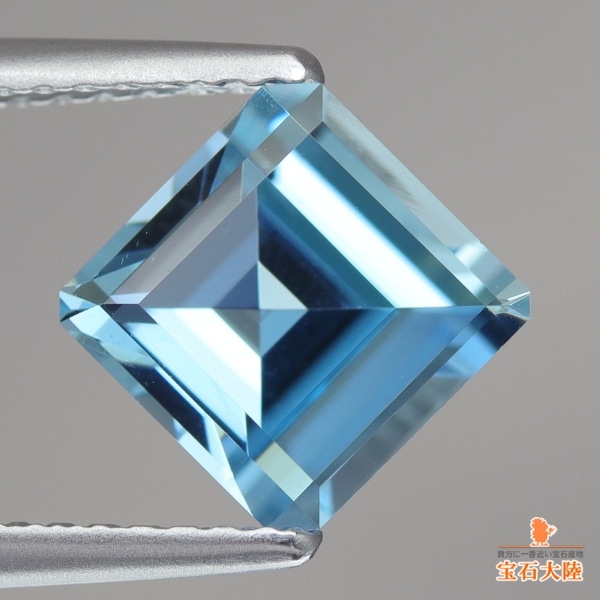 究極品質　超希少幻の産地　神々が創りし青の宝石　幻のヒマラヤブルーアクアマリン 天然アクアマリン 1.58ct 【アメリカンカット】 ナイジェリア