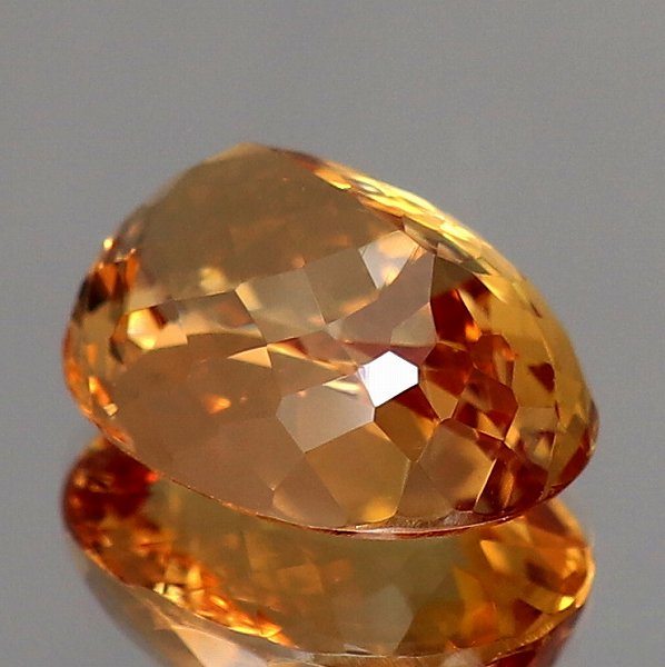 大粒5.56ctのインペリアルトパーズ　ソーティングメモ付き 天然インペリアルトパーズ 1.85ct 【シェリーカラー】 ブラジル