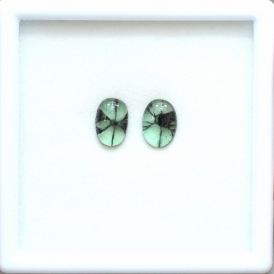 天然トラピッチェエメラルド 2.40ct/2P【コロンビア】ペア