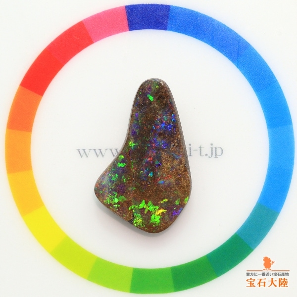 天然ボルダーオパール 13.60ct 【ワイルドなグリーンマルチ遊色