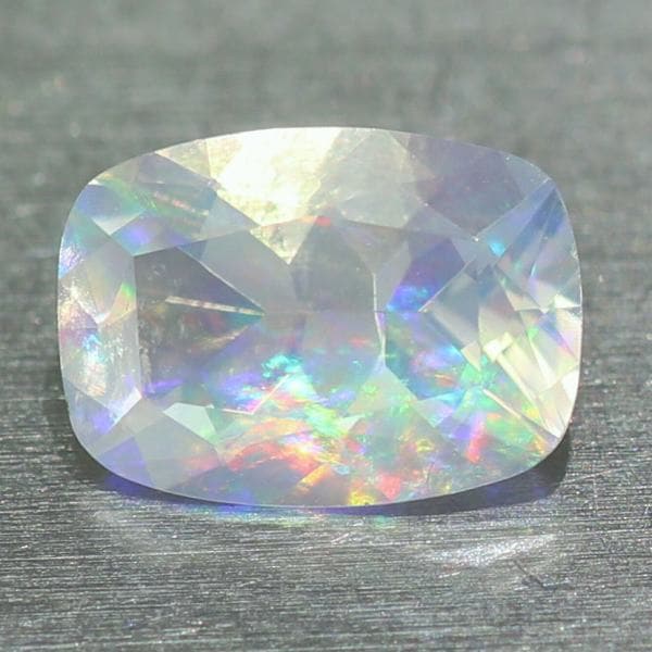 天然ウォーターオパール 0.55ct 【ファセットカット】 メキシコ