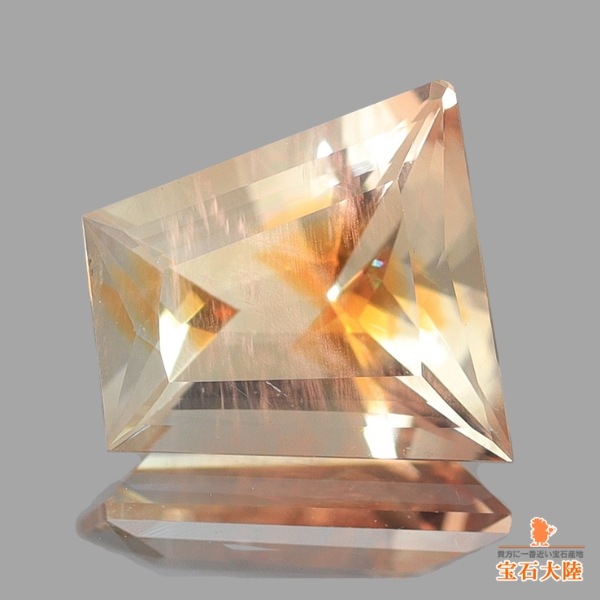 天然オレゴンサンストーン 1.00ct 【ラブラドライト】 ファンシーカット