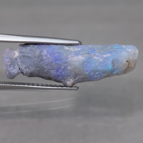 天然ブラックオパール 7.15ct 【虫の巣穴】 ラフ