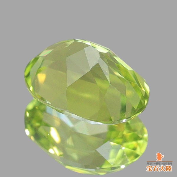 ペリドット　19ｃｔ 天然ペリドット 0.59ct 【隕石・パラサイト】 オーバル