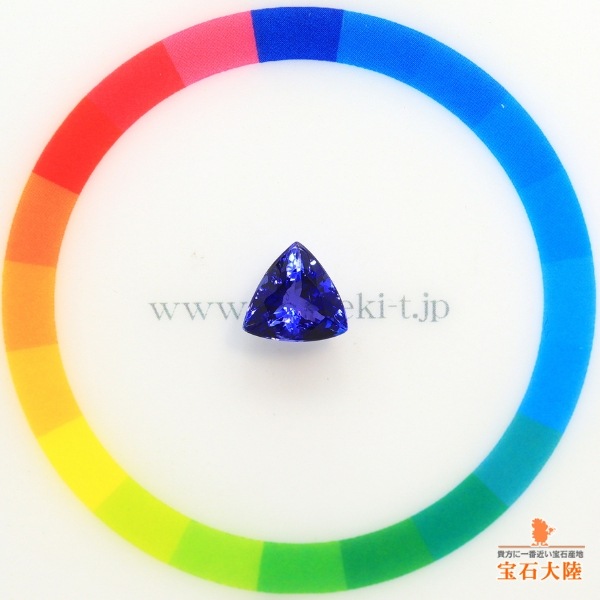 天然タンザナイト 1.94ct 【美濃色】トリリアント