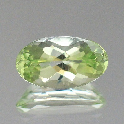 天然ゾイサイト 0.79ct 【タンザナイト】 グリーン
