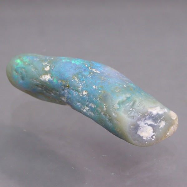 天然ブラックオパール 9.07ct 【虫の巣穴】 ラフ