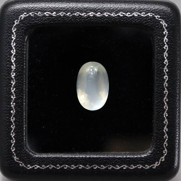 天然ムーンストーン 6.93ct 【バフトップカット】 ミャンマー 日