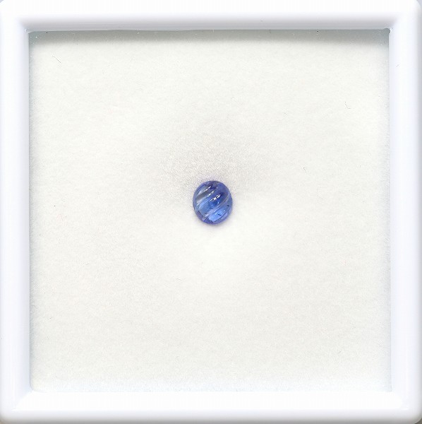 天然サファイア 0.70ct 【カービング】 スリランカ 天然サファイア 0.70ct 【カービング】 スリランカ