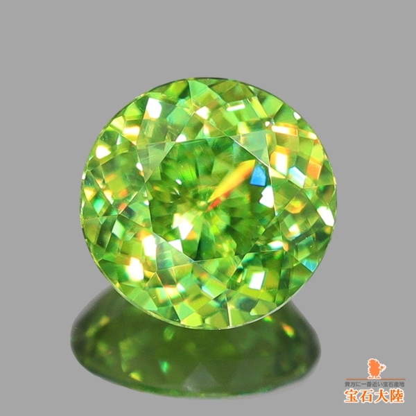 春先取りの 天然スフェーン 0.61ct 【煌めくイエロニッシュグリーン ピアス