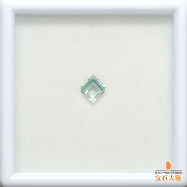 天然トルマリン 0.71ct 【アクアブルー】 アメリカンカット